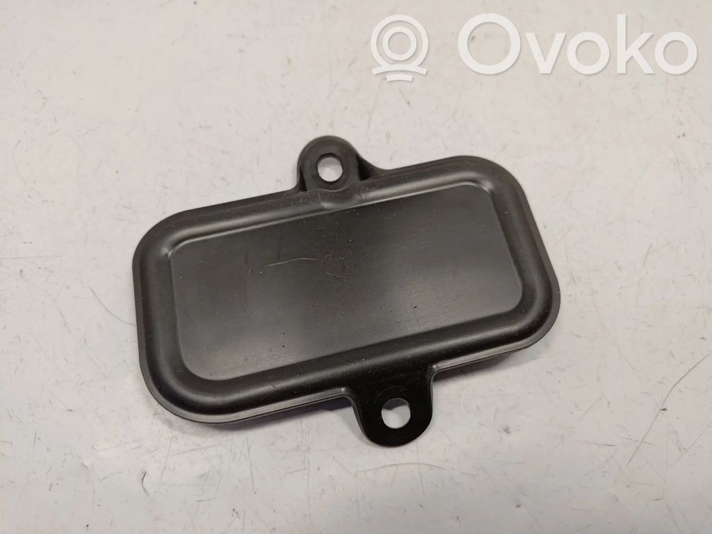 BMW 5 E60 E61 Šoninė dalis radiatorių panelės (televizoriaus) 