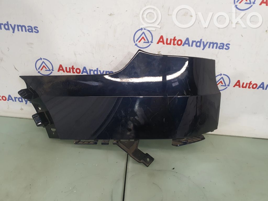 BMW X5 E70 Aizmugurē bampera stūra daļa 