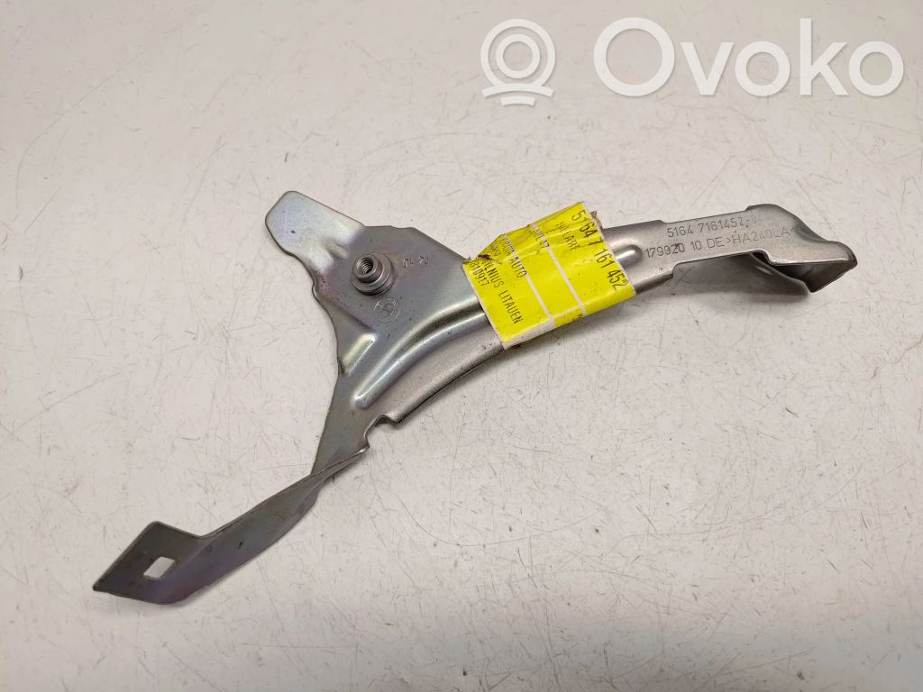 Fender mounting bracket   51647161452,51647060814