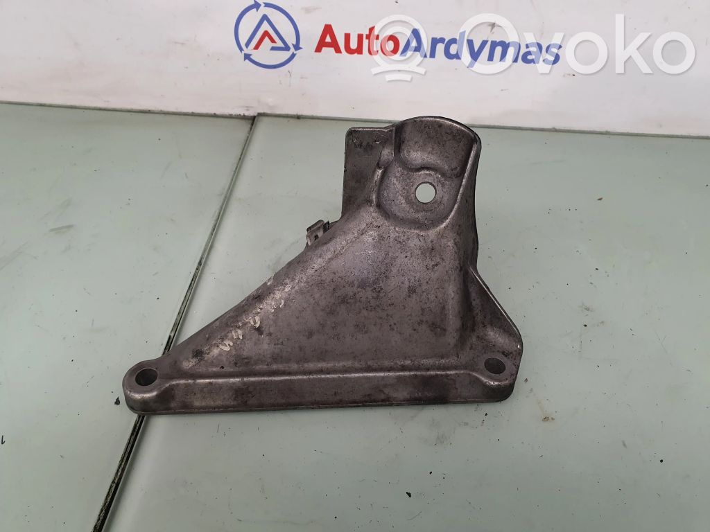 Engine mounting bracket   6769153,22116769153