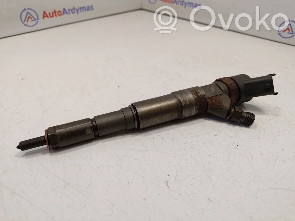Inyector de combustible   2354000,13532354000,13537785438