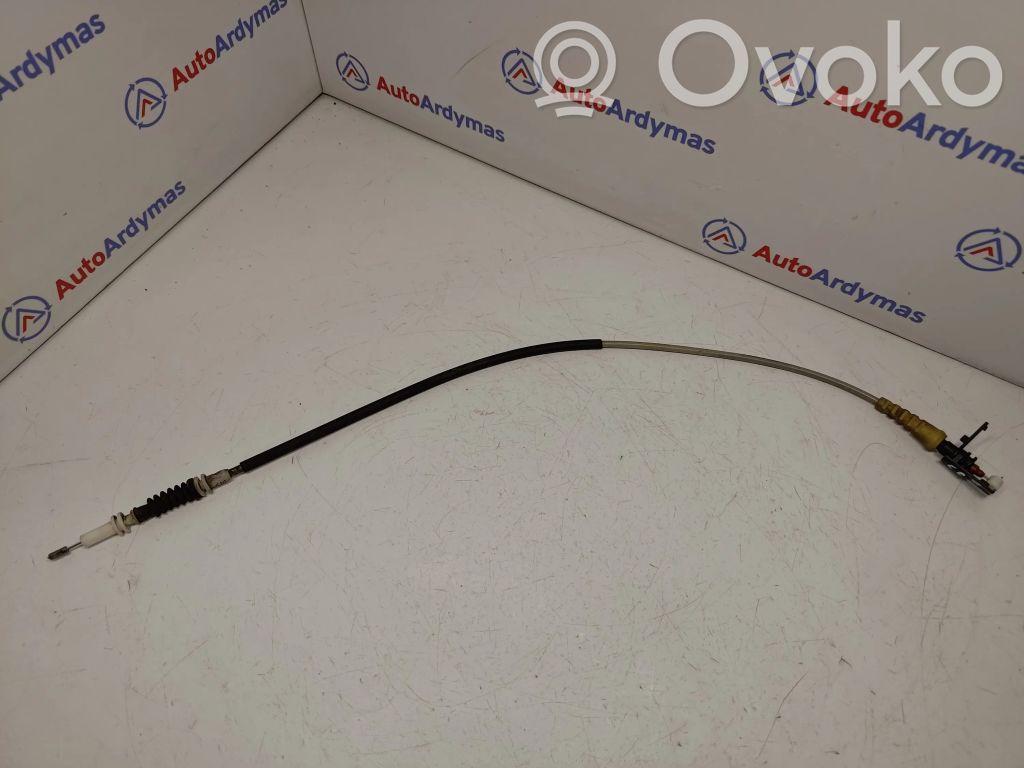 Línea de cable de puerta trasera   7137089,51227137089,51227180011,51227319339