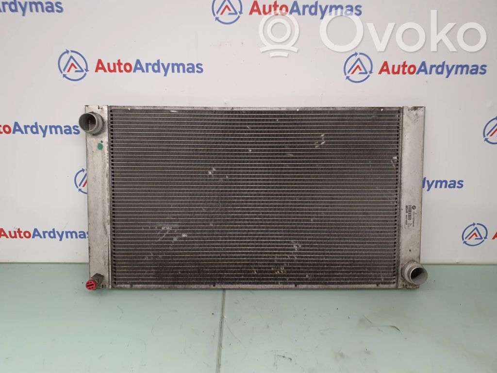 BMW 5 E60 E61 Dzesēšanas šķidruma radiators 