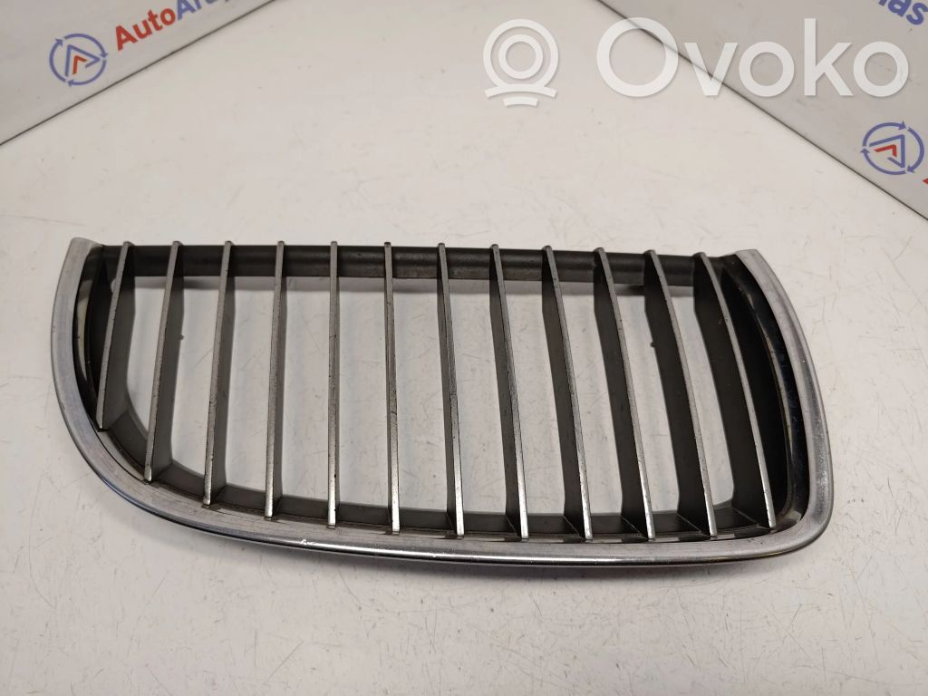 BMW 3 E90 E91 Front bumper upper radiator grill 