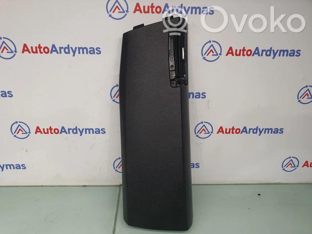 (B) pillar trim (bottom)   6971872,51436971872,6952692
