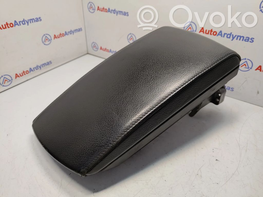 BMW X3 E83 Armrest 