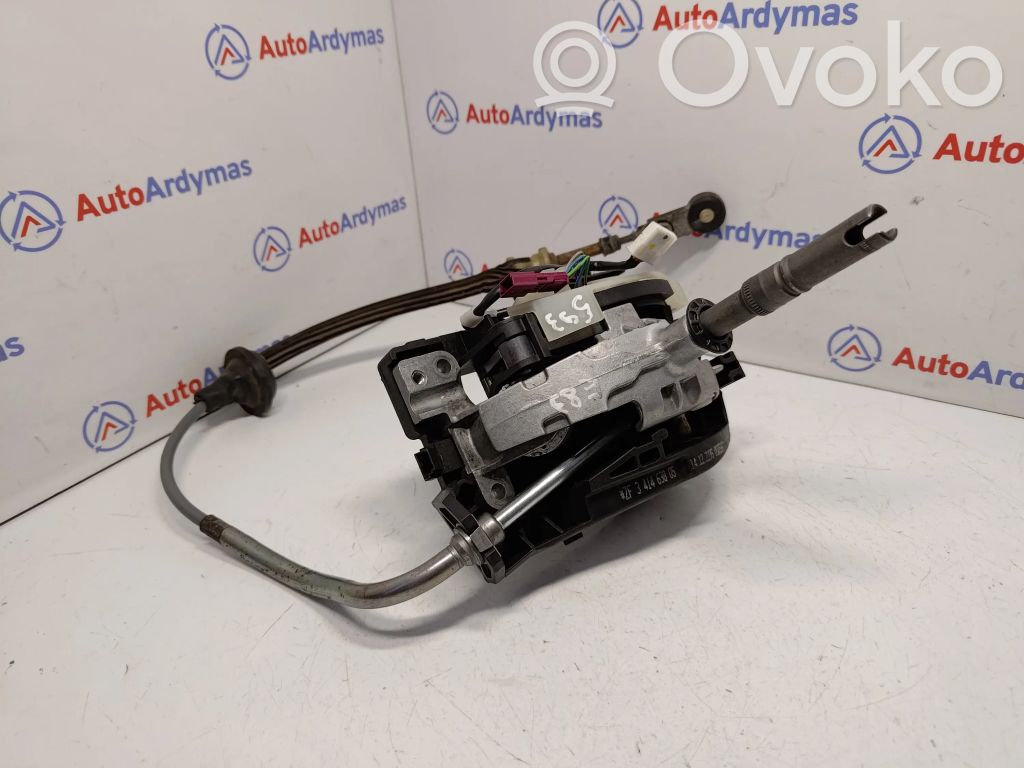 BMW X3 E83 Gear shifter/selector 