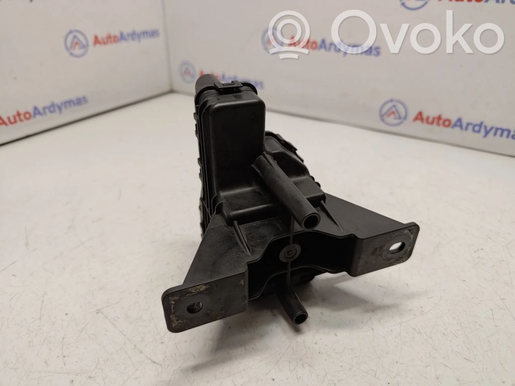 BMW 3 E90 E91 Adblue pump 