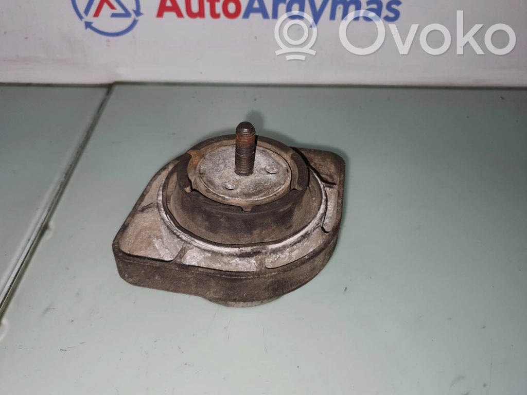 BMW X3 E83 Engine mount bracket 