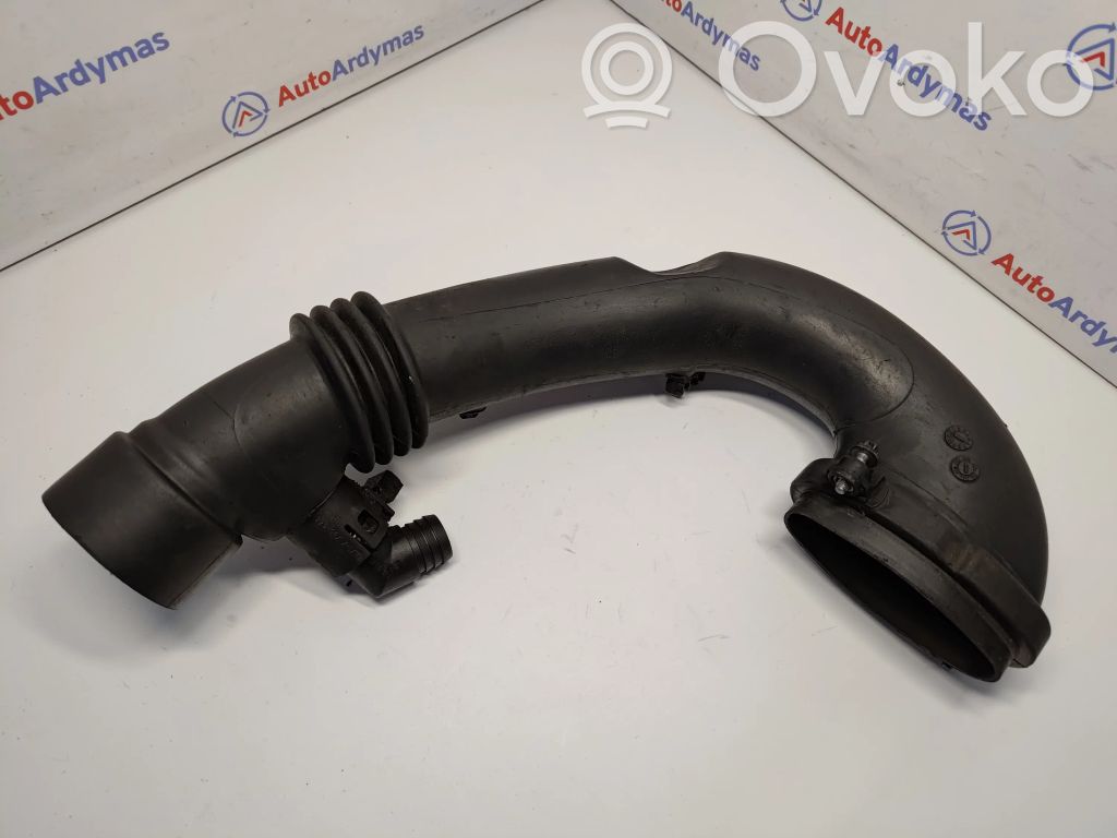 BMW 5 E60 E61 Air intake duct part 