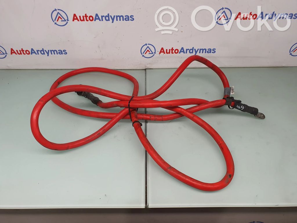 BMW 3 E90 E91 Positive cable (battery) 