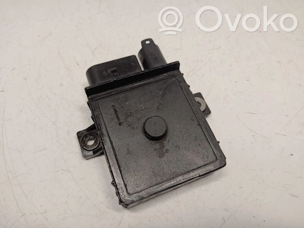 BMW X5 E70 Glow plug pre-heat relay 