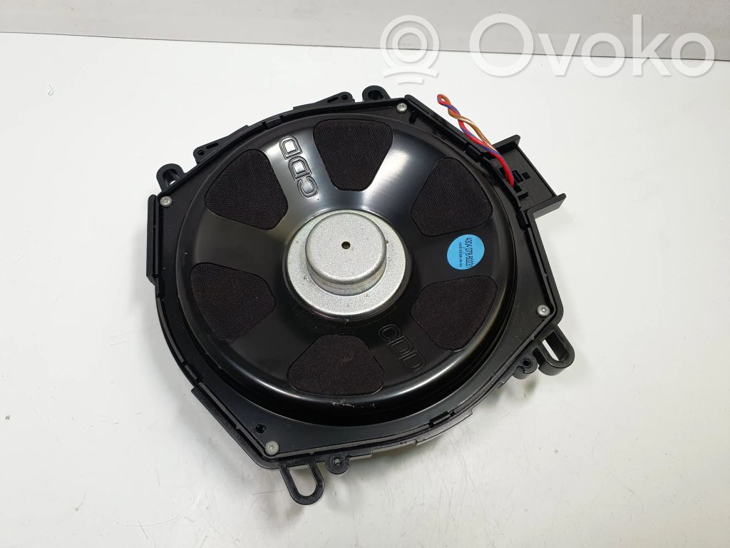 BMW X5 E70 Subwoofer 