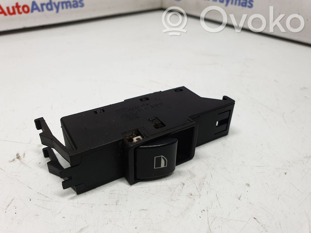 Electric window control switch   6902176,61316902176
