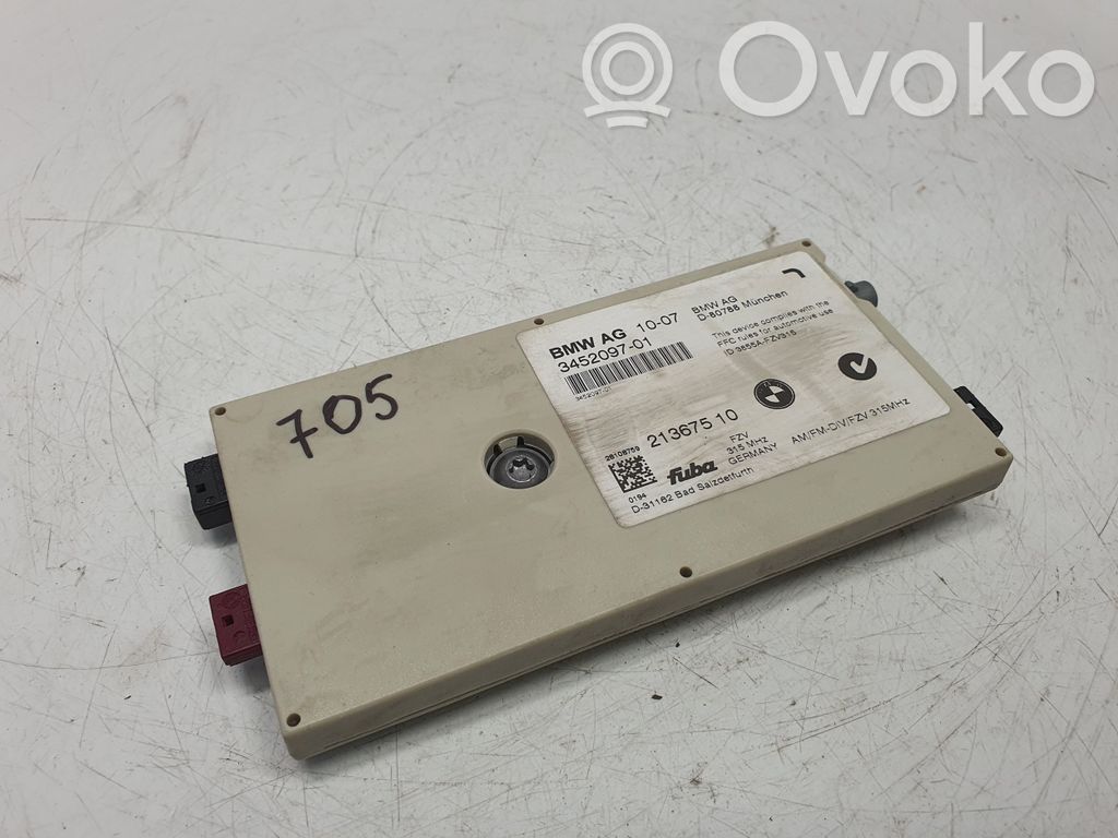 BMW X3 E83 Antenos stiprintuvas 