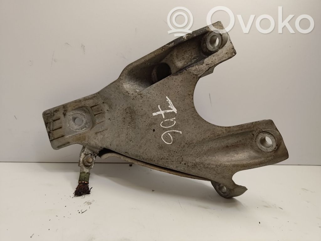 BMW 5 E60 E61 Halterung Lager Motor 