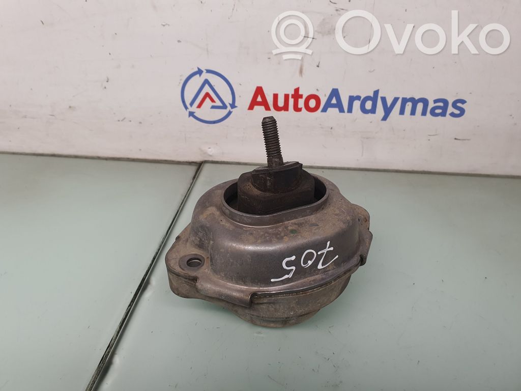 BMW X3 E83 Engine mount bracket 