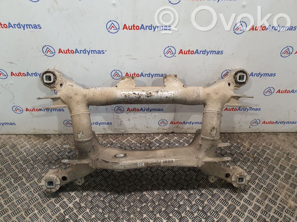 BMW 5 E60 E61 Galinis traversas 