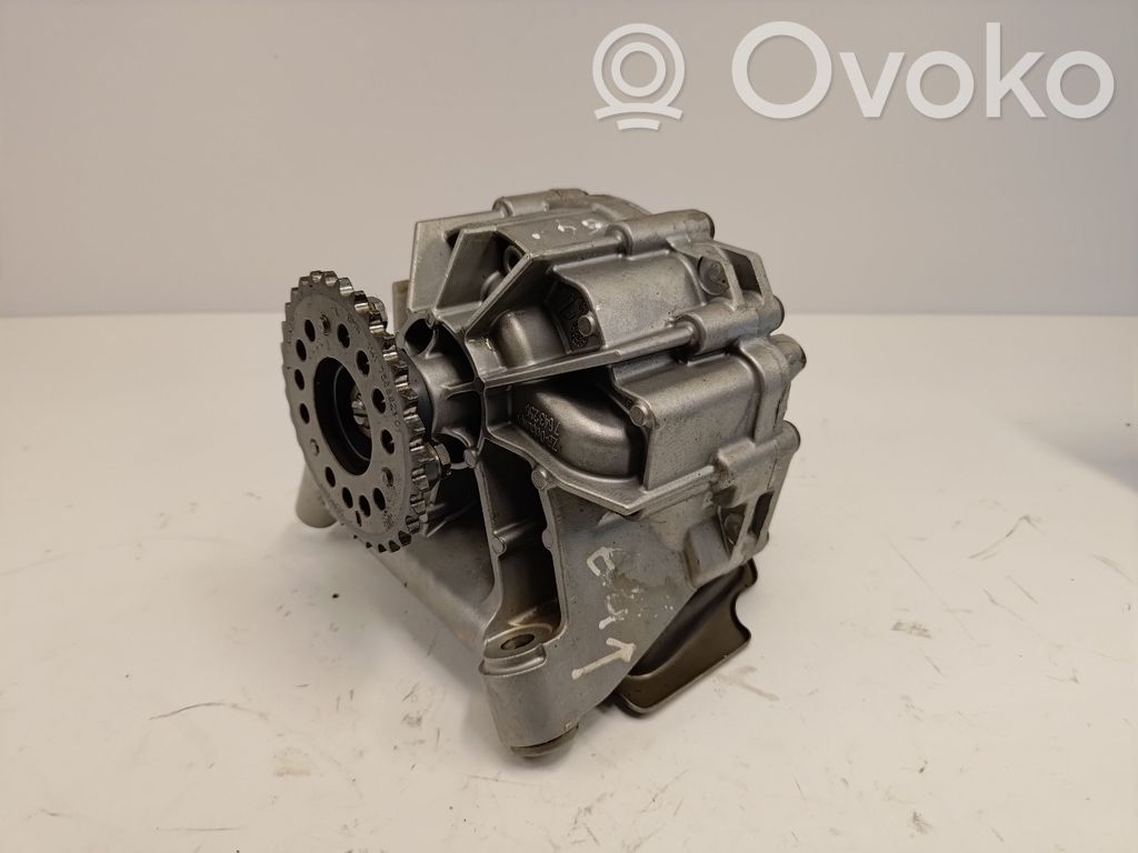 BMW X5 F15 Oil pump 