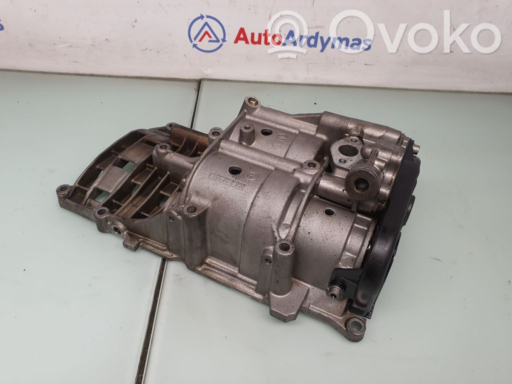 BMW 3 E90 E91 Oil pump 