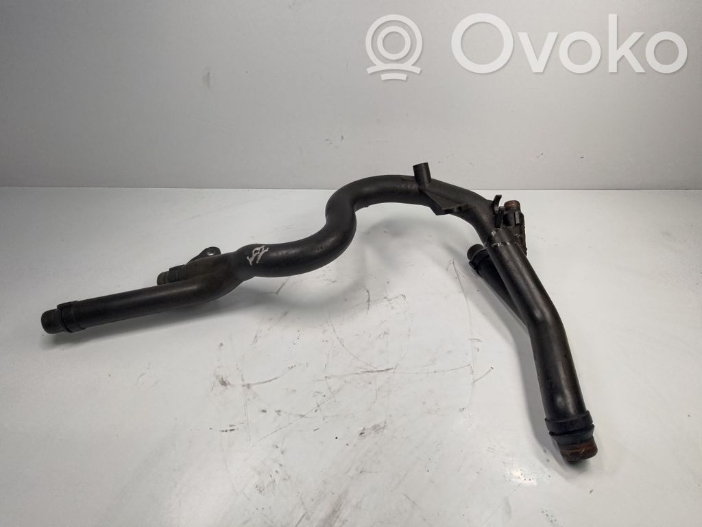 BMW 5 E39 Engine coolant pipe/hose 