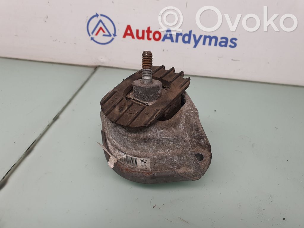 BMW 5 E60 E61 Engine mount bracket 