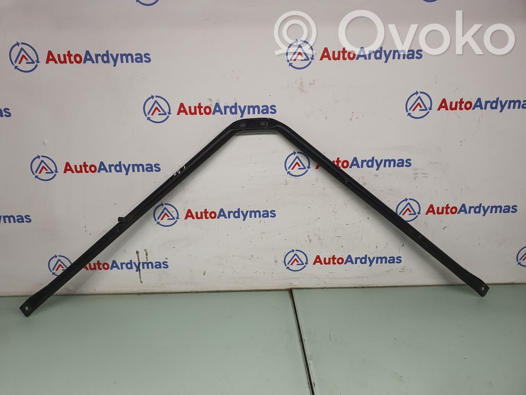 BMW 5 E60 E61 Muu moottoritilan osa 