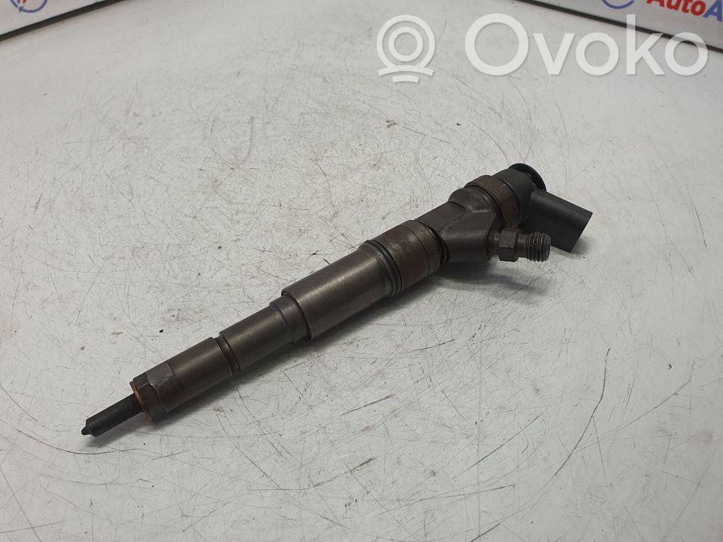 BMW 5 E60 E61 Fuel injector 