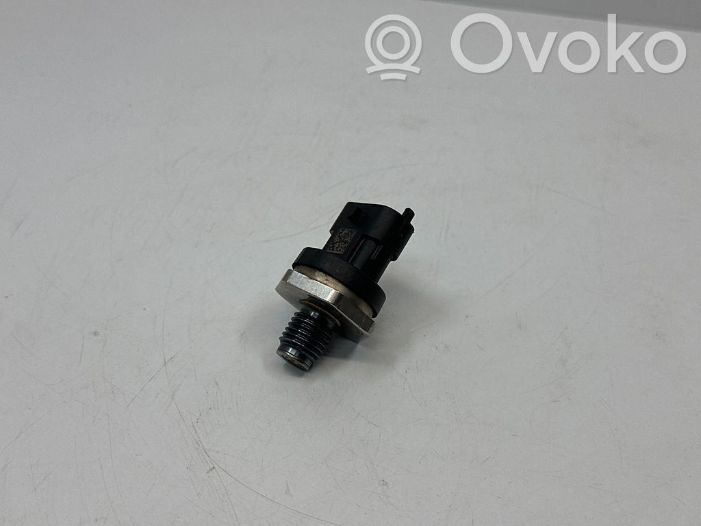 Fuel pressure sensor   0281002788,13537812345,7812345