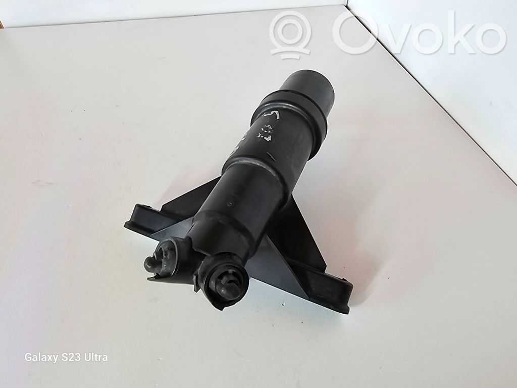 BMW 5 E60 E61 Headlight washer spray nozzle 