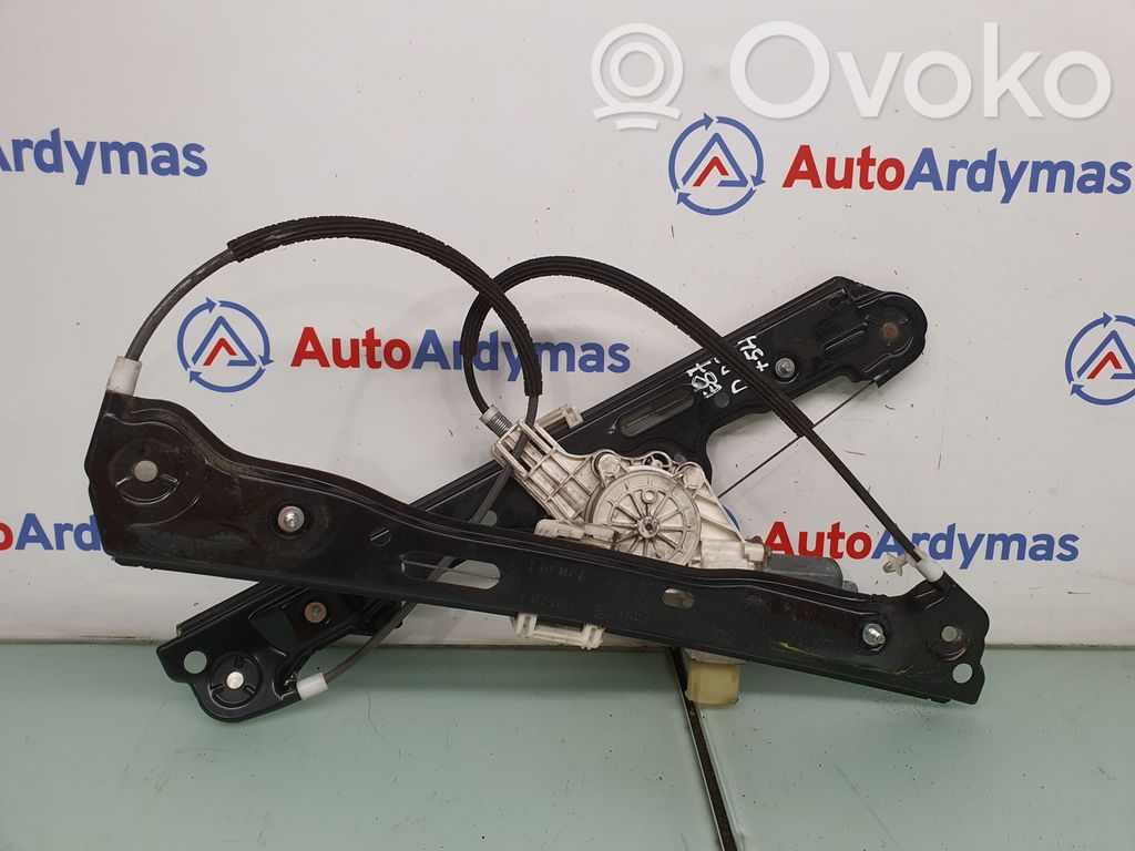 BMW 1 E81 E87 Front door window regulator with motor 