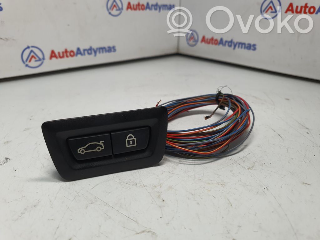 BMW 5 F10 F11 Tailgate/boot open switch button 