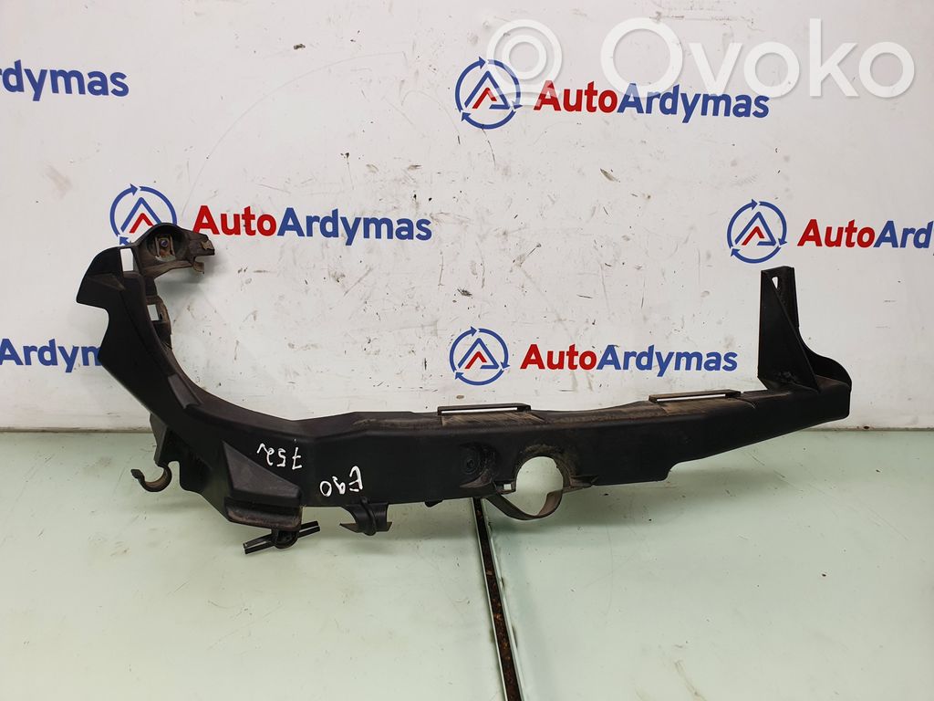 BMW 3 E90 E91 Headlight/headlamp mounting bracket 