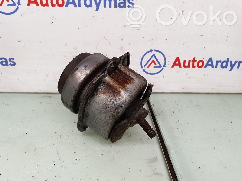BMW X6 F16 Engine mount bracket 