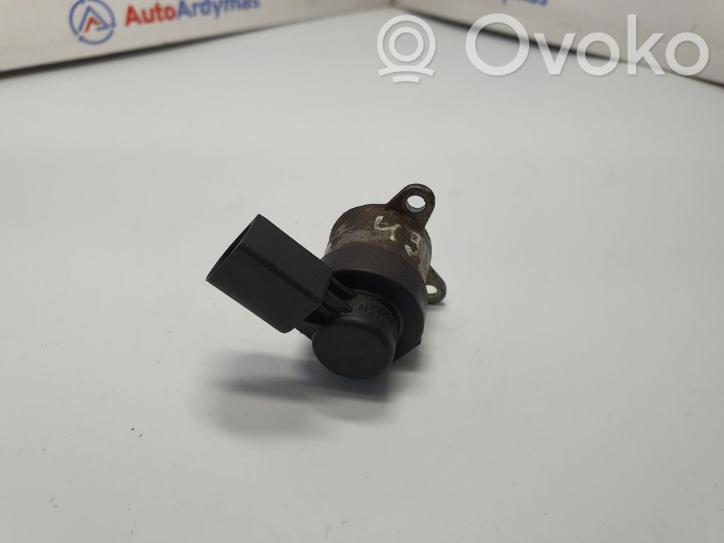 BMW 5 E60 E61 Degvielas spiediena regulators 