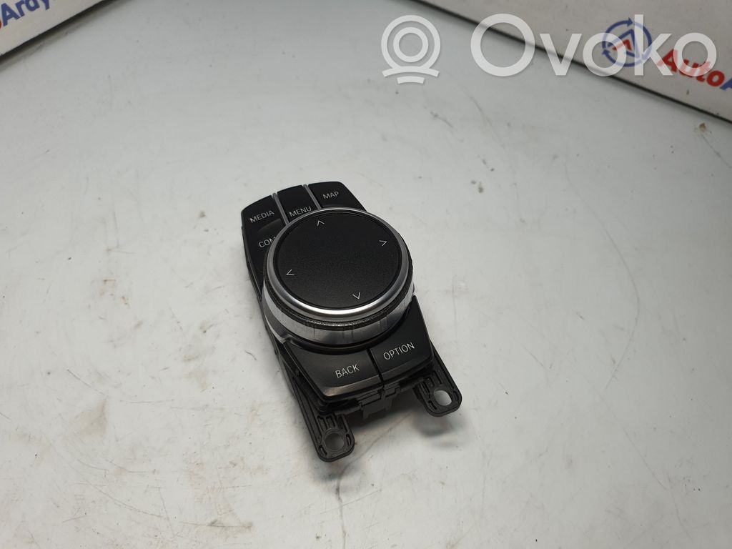 BMW 5 G30 G31 G38 Head unit multimedia control 