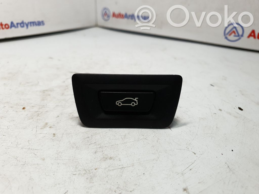 BMW 3 GT F34 Tailgate/boot open switch button 