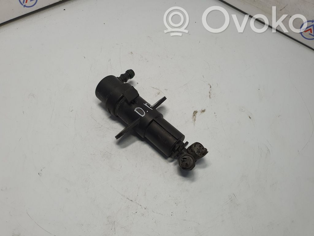 BMW 7 E65 E66 Headlight washer spray nozzle 