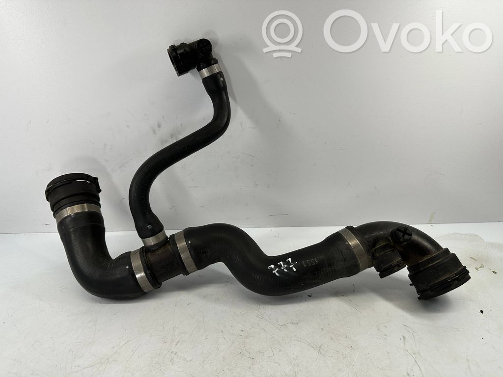 BMW 3 E46 Engine coolant pipe/hose 
