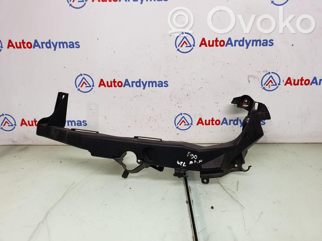 BMW 3 E90 E91 Headlight/headlamp mounting bracket 