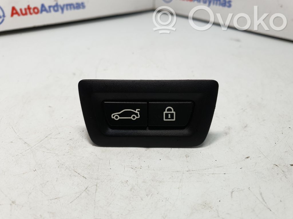 BMW X3 F25 Tailgate/boot open switch button 