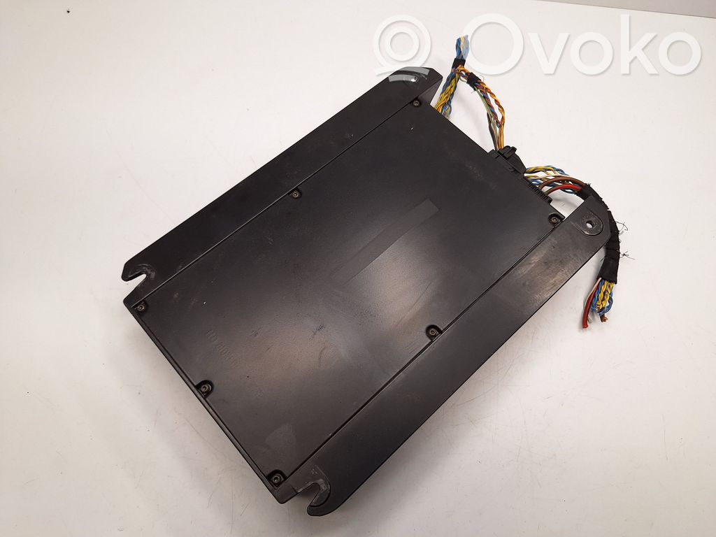 BMW 5 E39 Garso stiprintuvas 