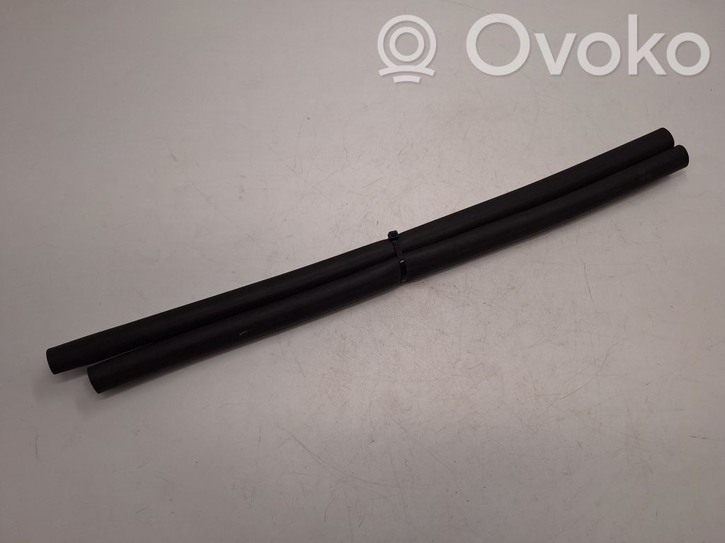 BMW 5 E60 E61 Engine compartment rubber 