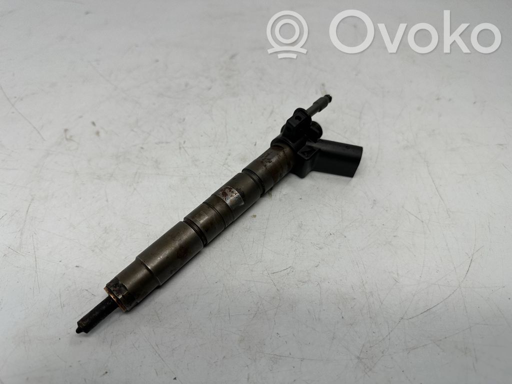 Injecteur de carburant   7797877,13537797877,0445116