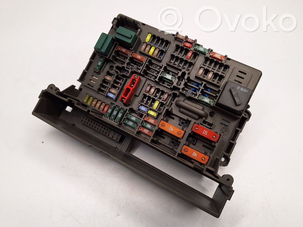 BMW 3 E90 E91 Fuse module 