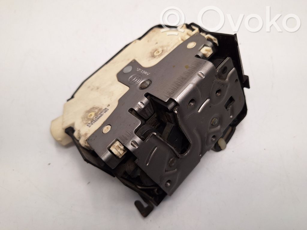Mini One - Cooper Coupe R56 Front door lock 