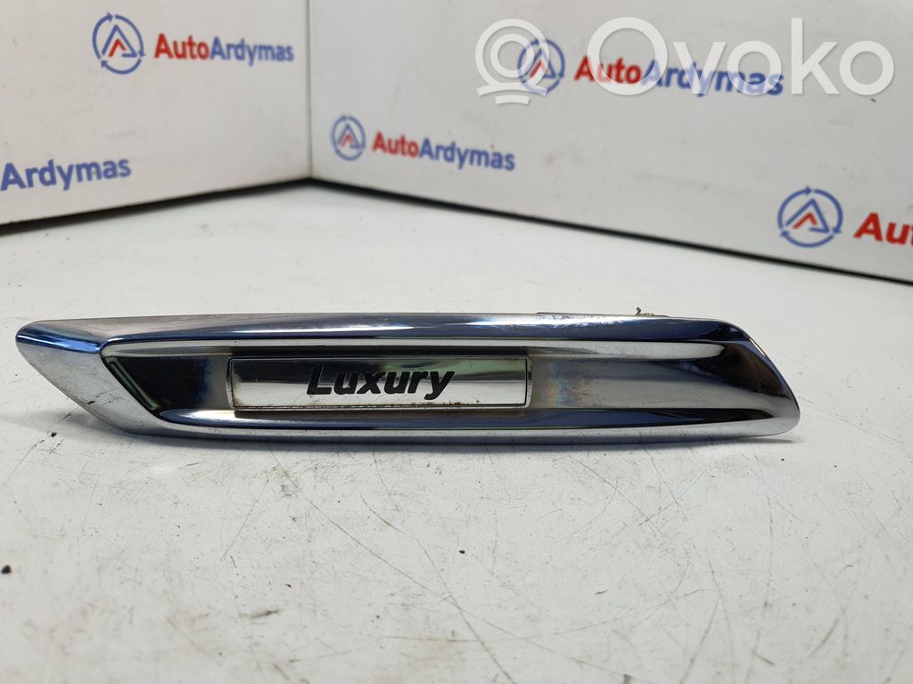 BMW 5 F10 F11 Rivestimento parafango (modanatura) 