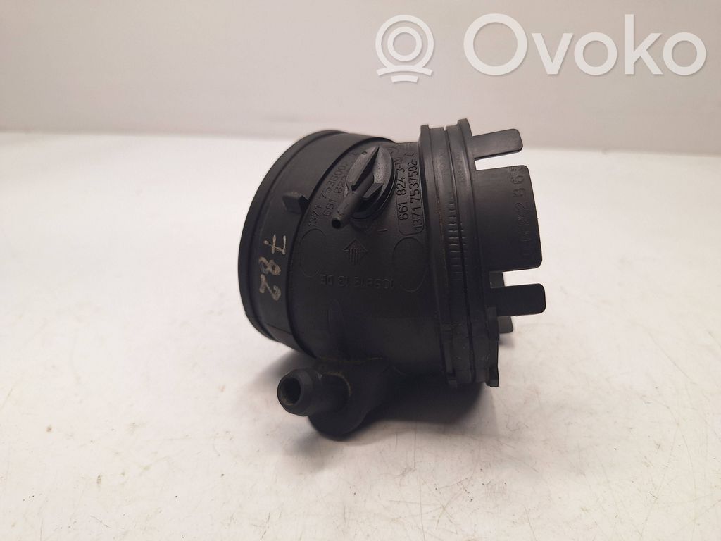 BMW 3 E90 E91 Air intake duct part 