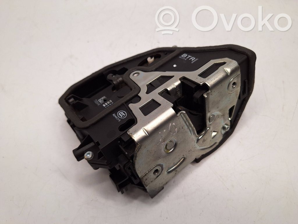 Front door lock   7059974,51217059974,51217202146,51214389474