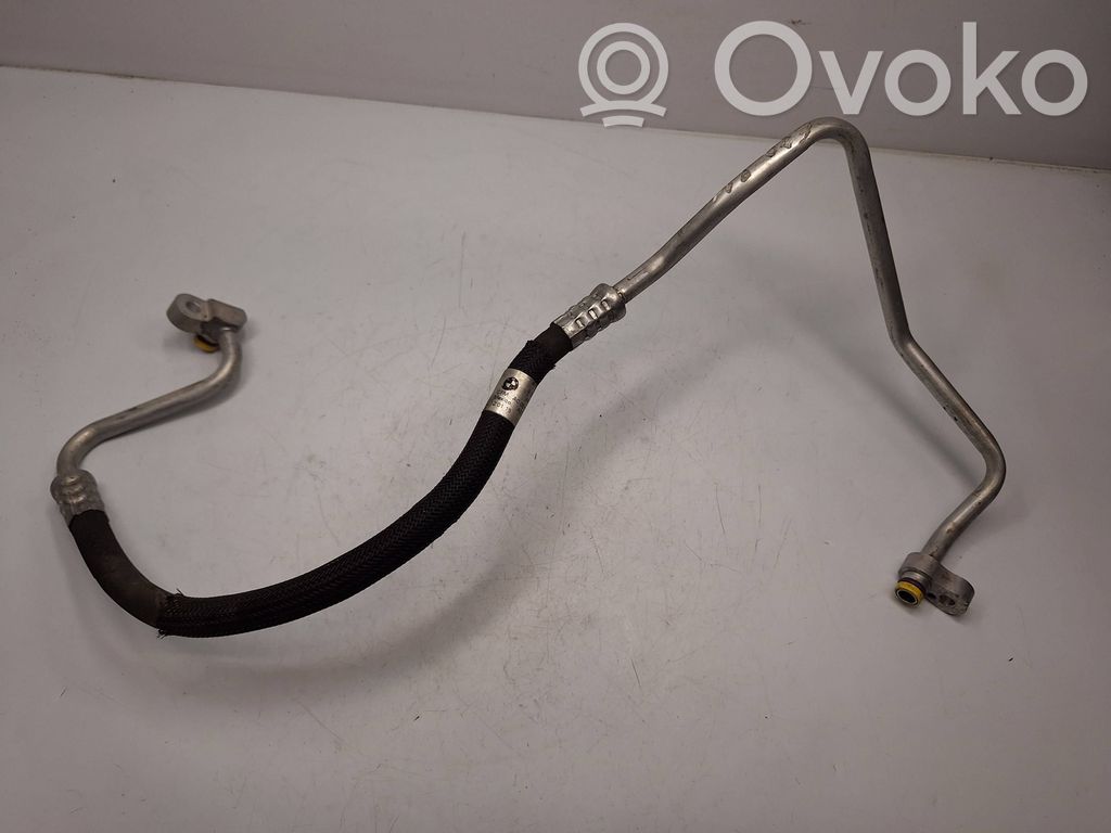 BMW X5 E70 Ilmastointilaitteen putki (A/C) 